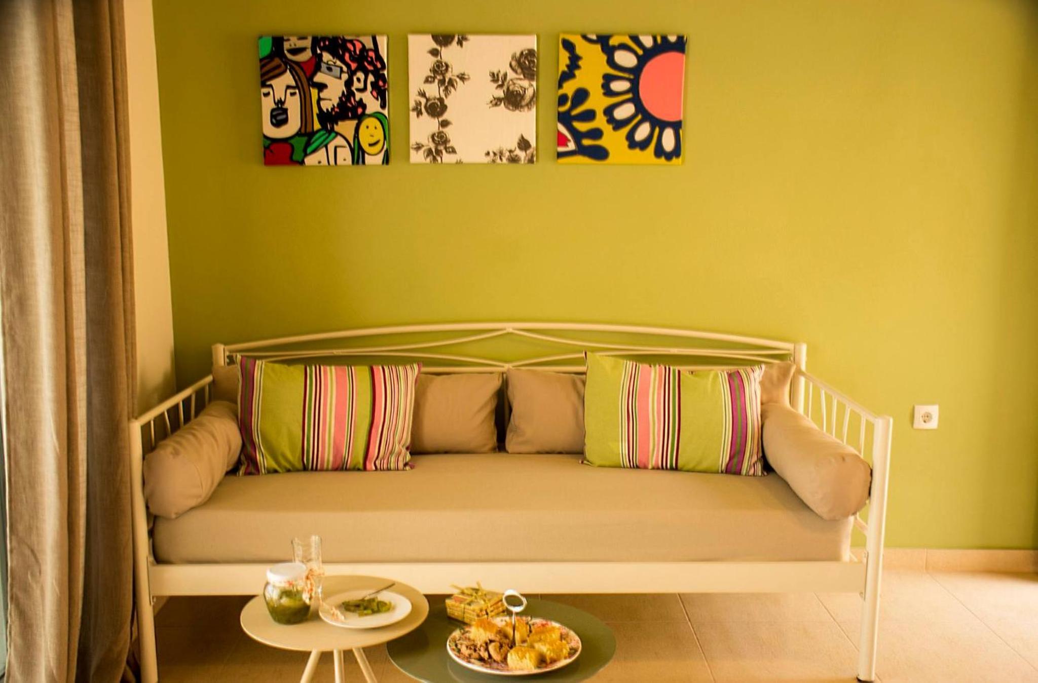 Фото Αksos Suites Accessible Accommodation