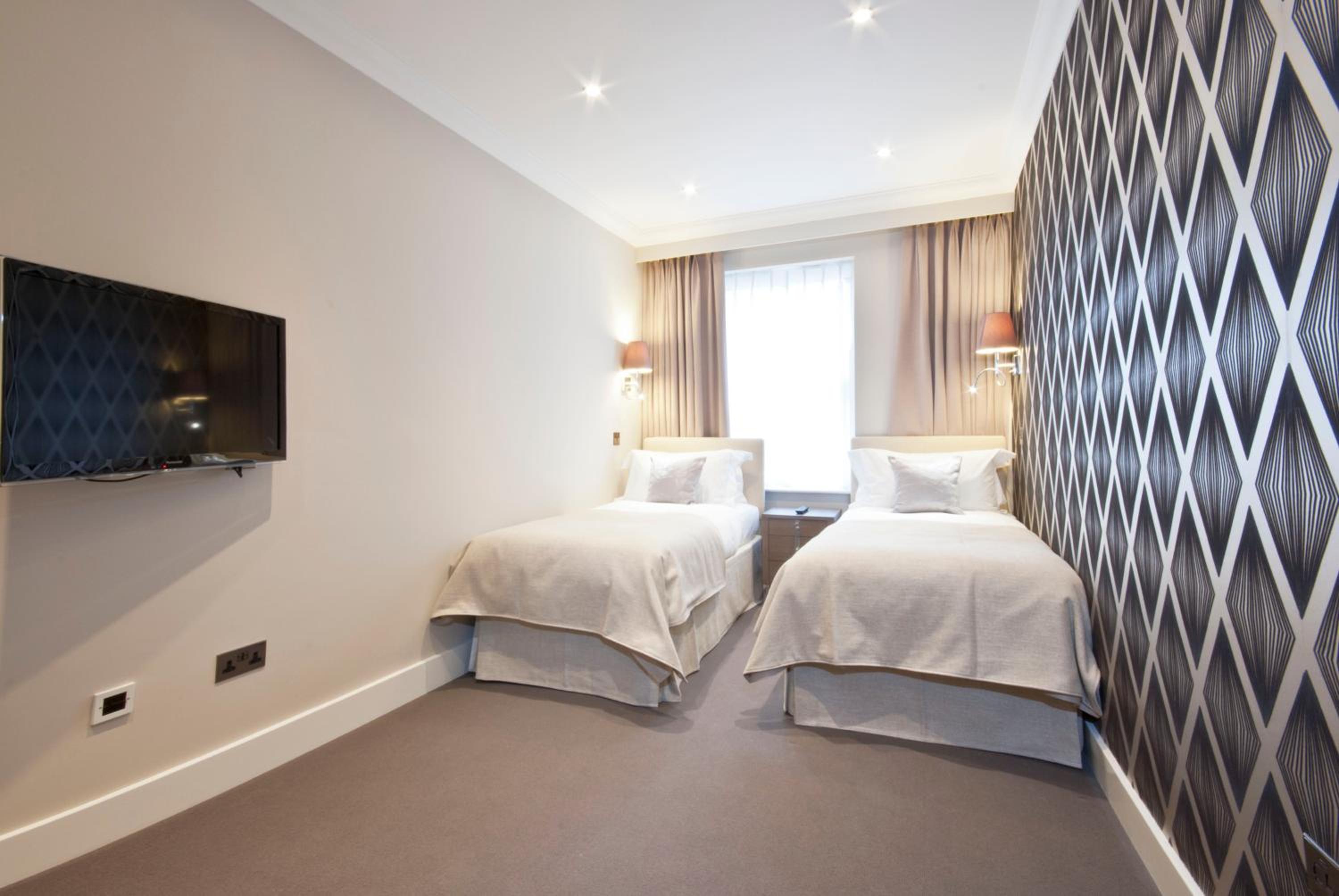 Фото Ashburn Court