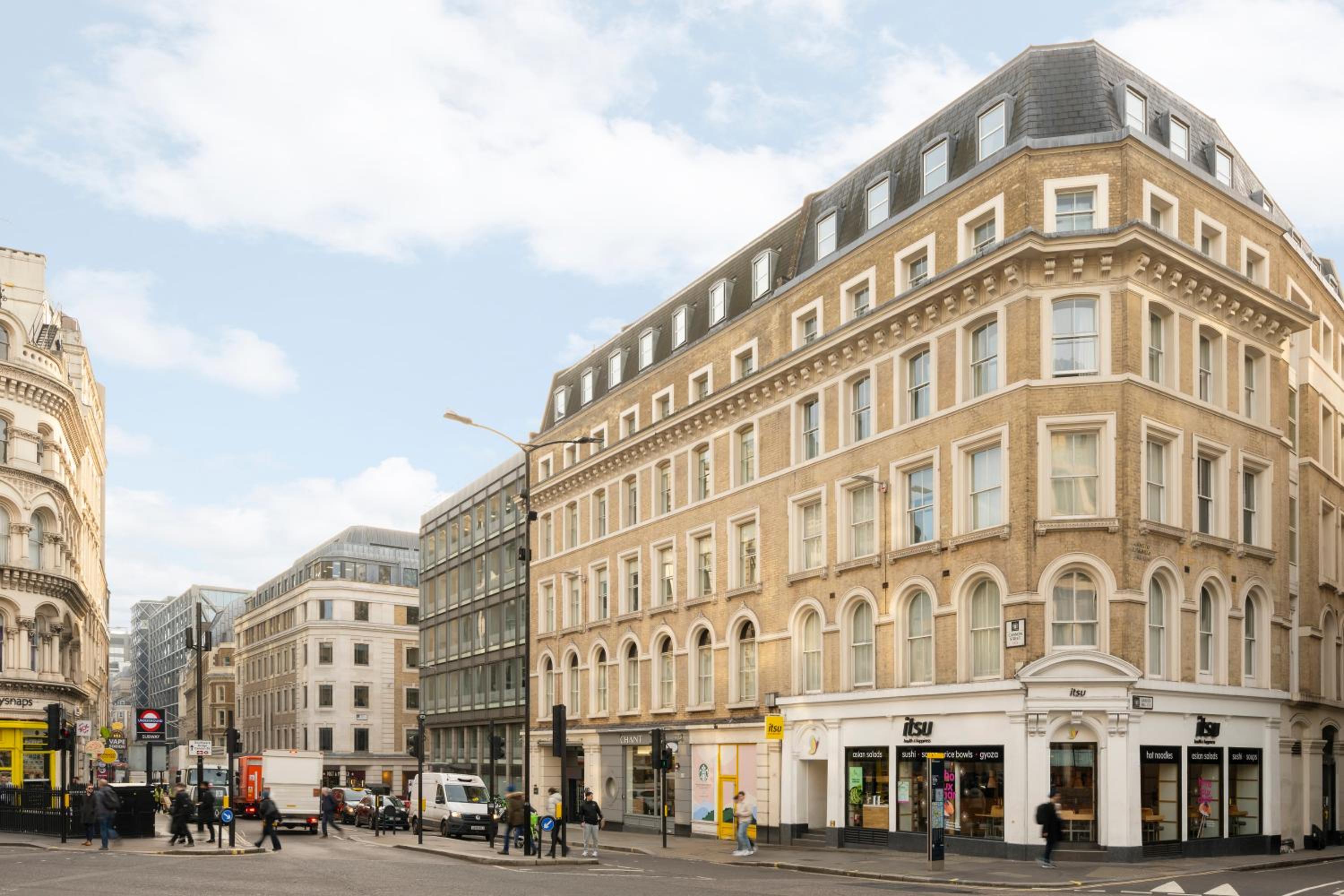 Фото отеля 1