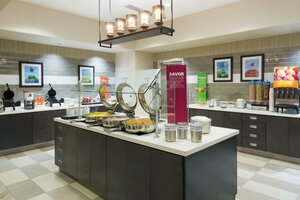 Гостиница Hampton Inn & Suites Tampa Airport Avion Park Westshore