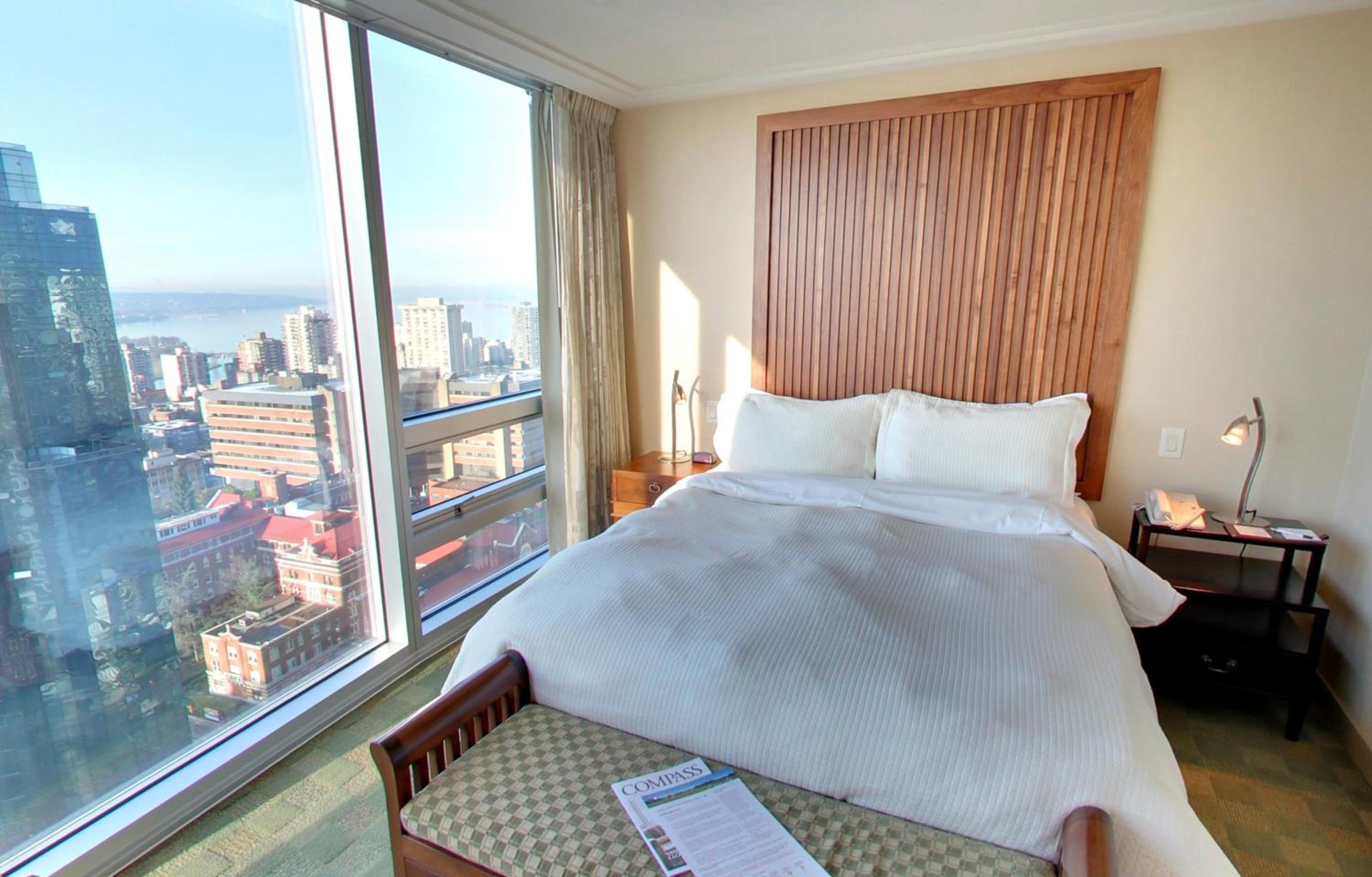 Фото Embarc Vancouver