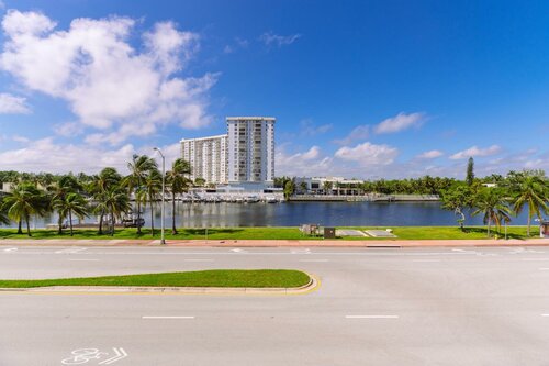 Гостиница Notebook Miami Beach в Майами-Бич