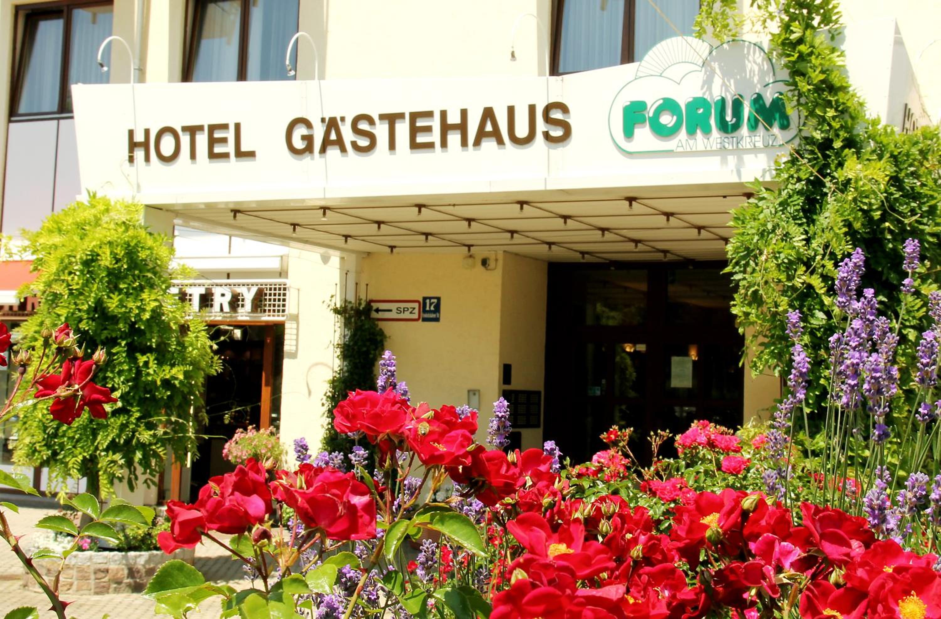 Фото Hotel Gästehaus Forum am Westkreuz