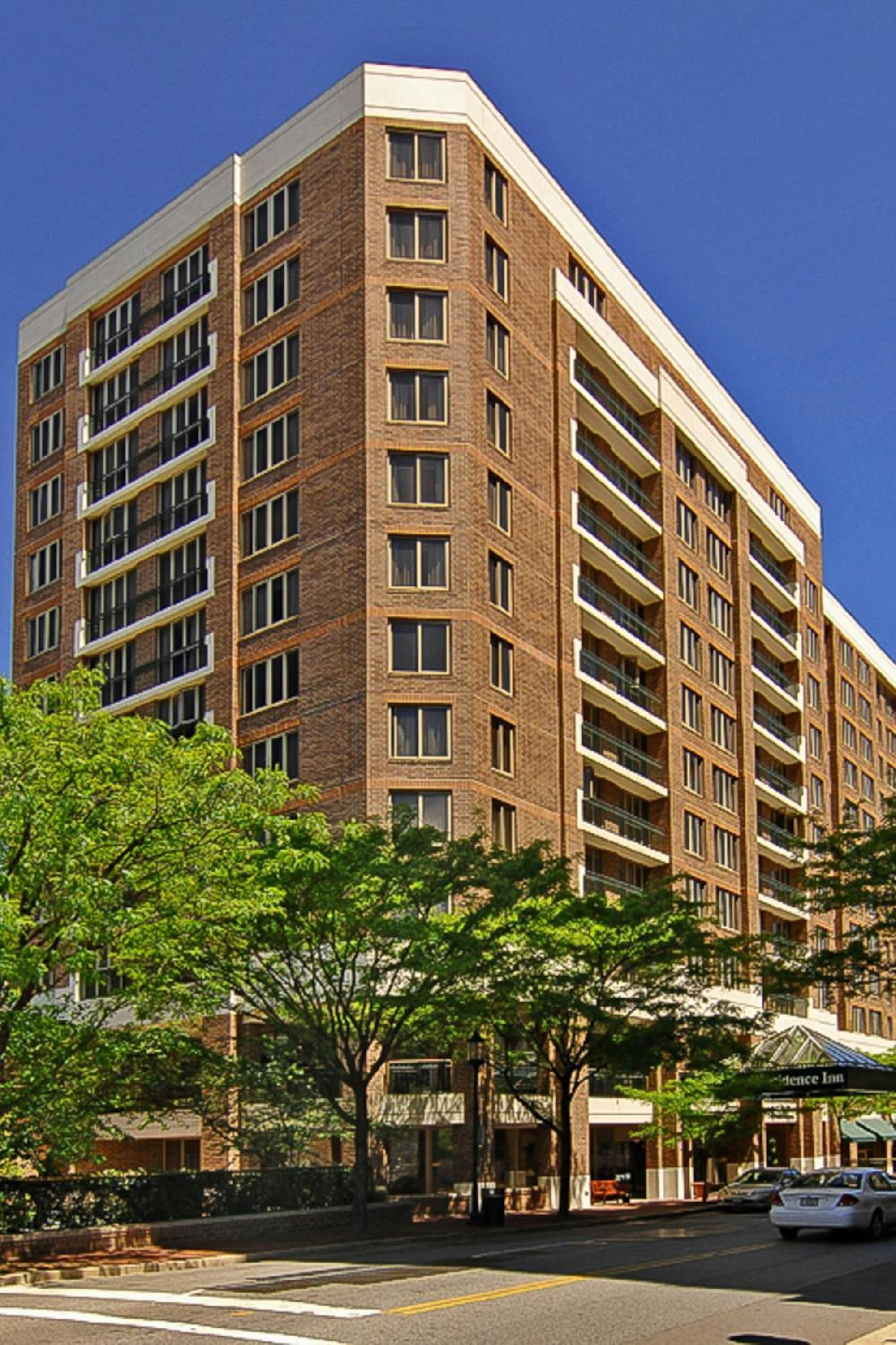 Фото Residence Inn by Marriott Bethesda Downtown