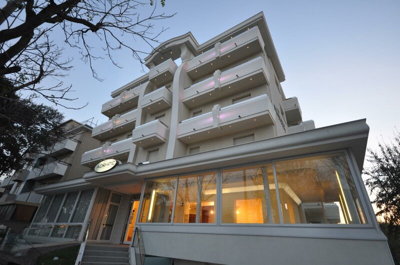 Гостиница Hotel Adriatic & Beauty в Римини