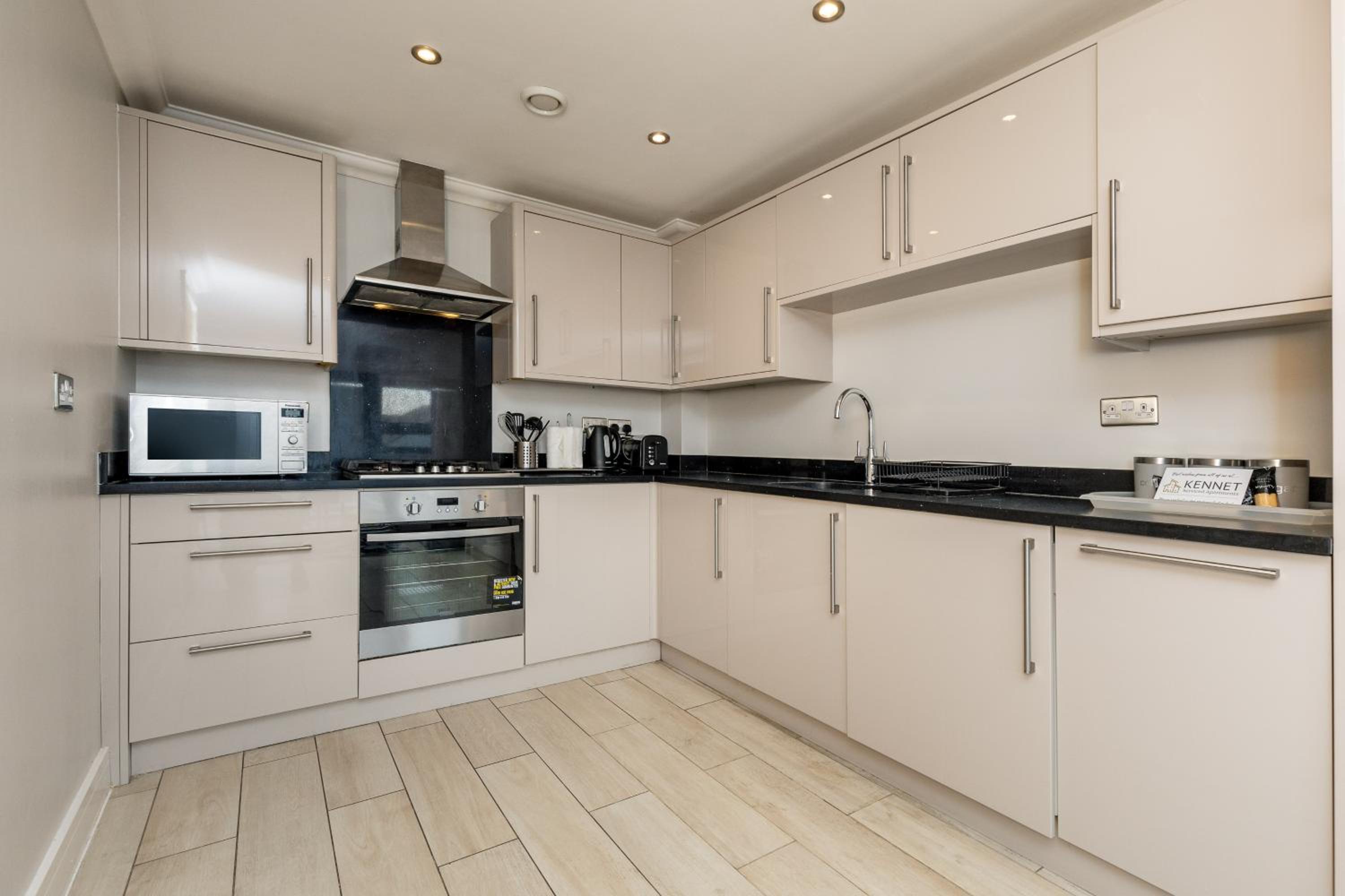 Фото Malthouse Court