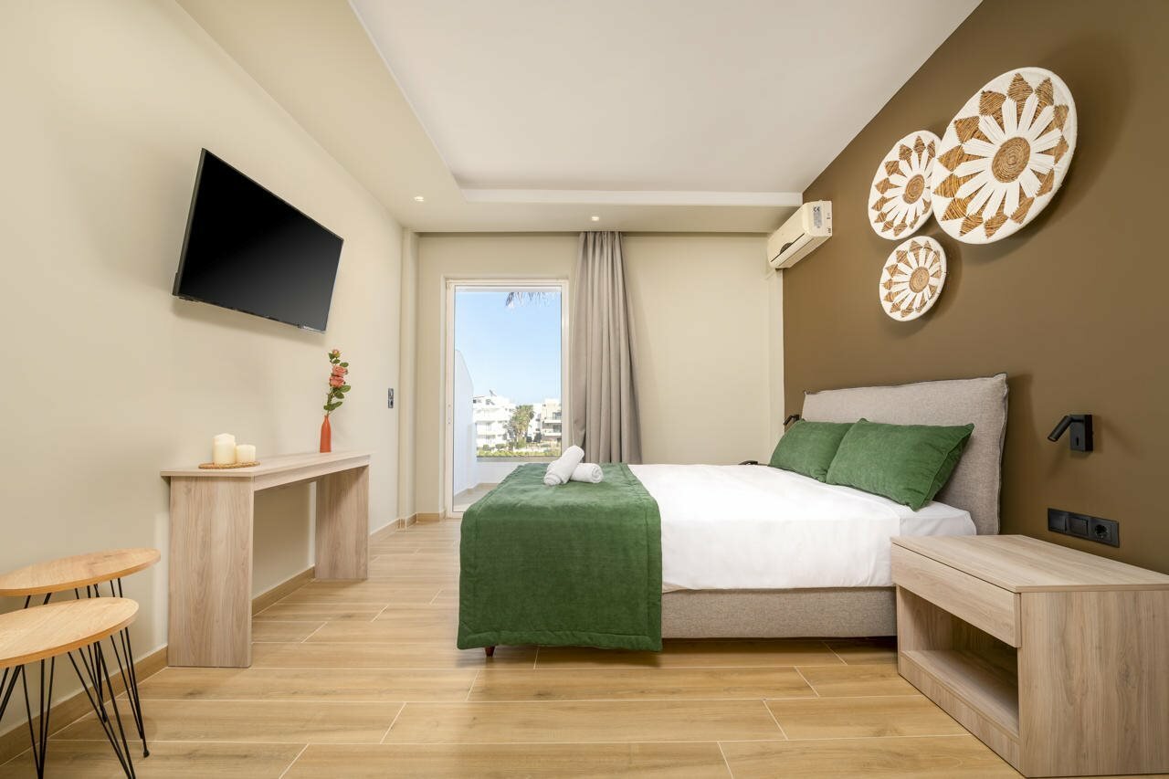 Фото Nicolas Grand Suites - Adults Only