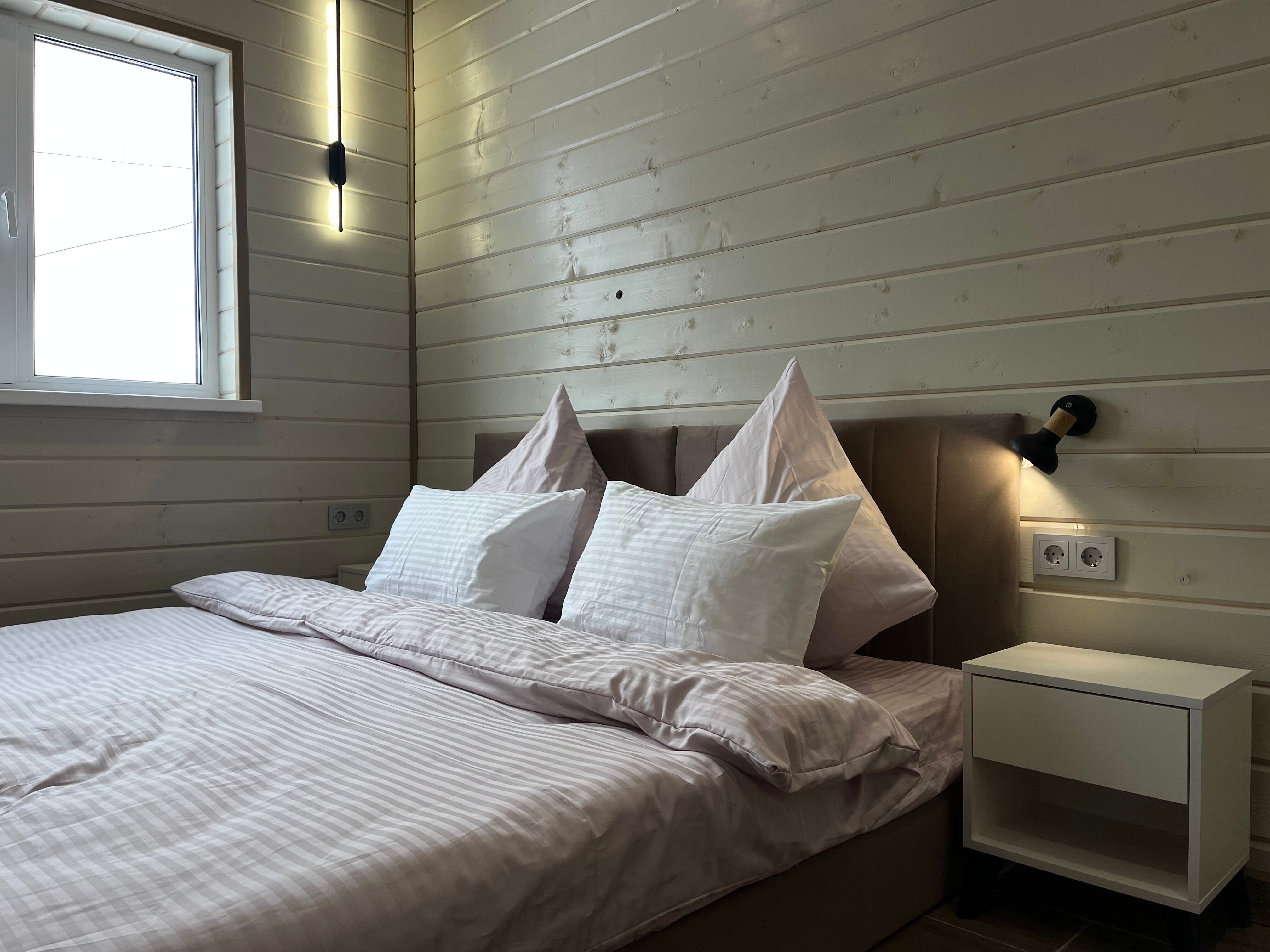 Фото Барн Вилладж