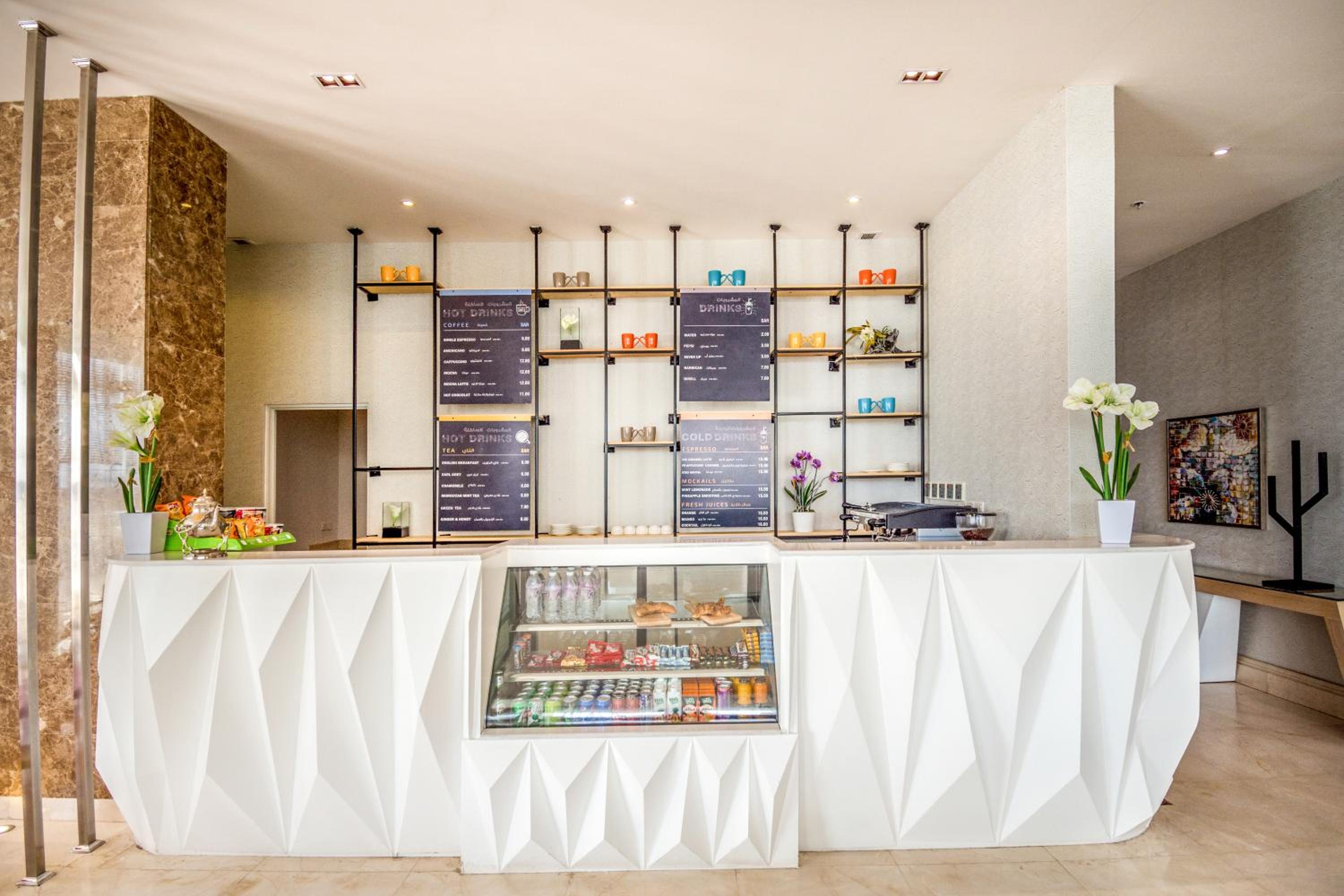 Фото Ewaa Express Hotel - Al hamra