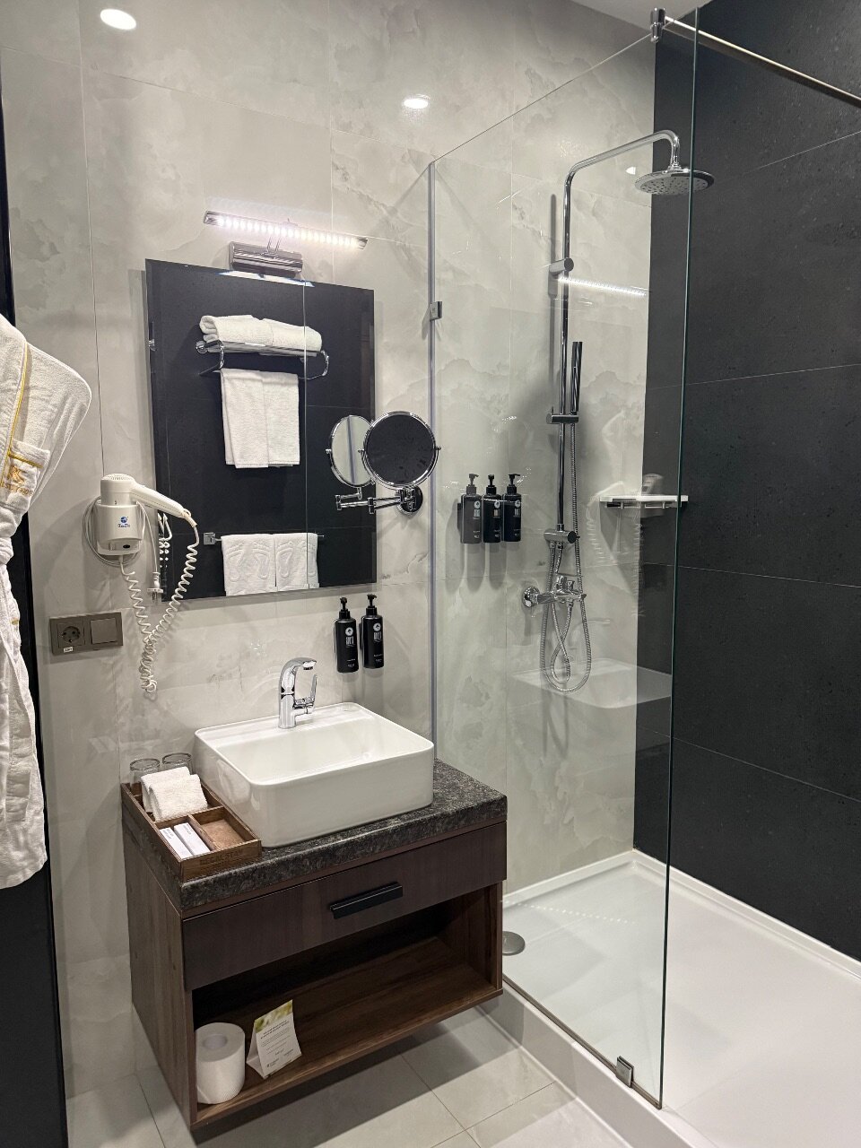 Фото Wyndham Garden Tashkent