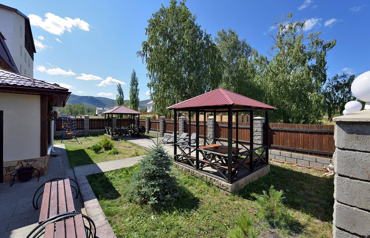 Фото отеля 2