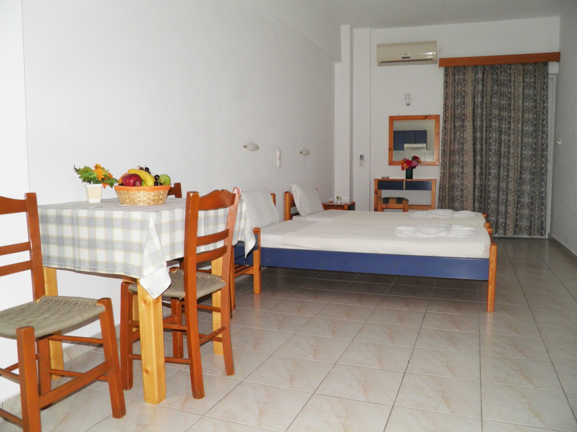 Фото Christi Apartments