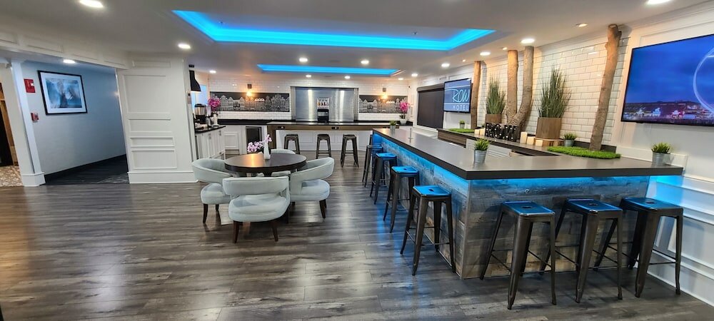 Фото The Row Hotel