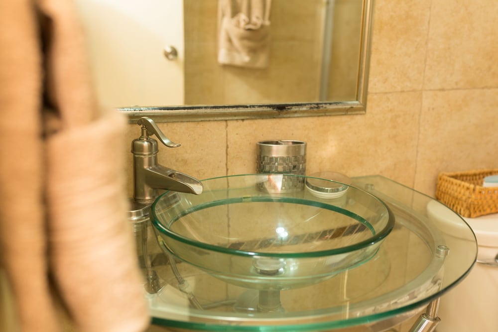 Фото New Kingston C A Guest Apartments I