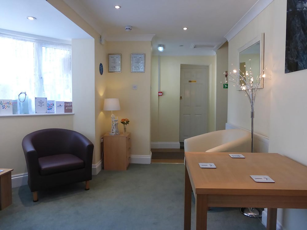 Фото Blenheim House