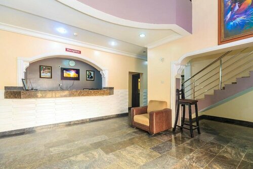 Гостиница Royal Terrace Hotel & Towers в Лагосе