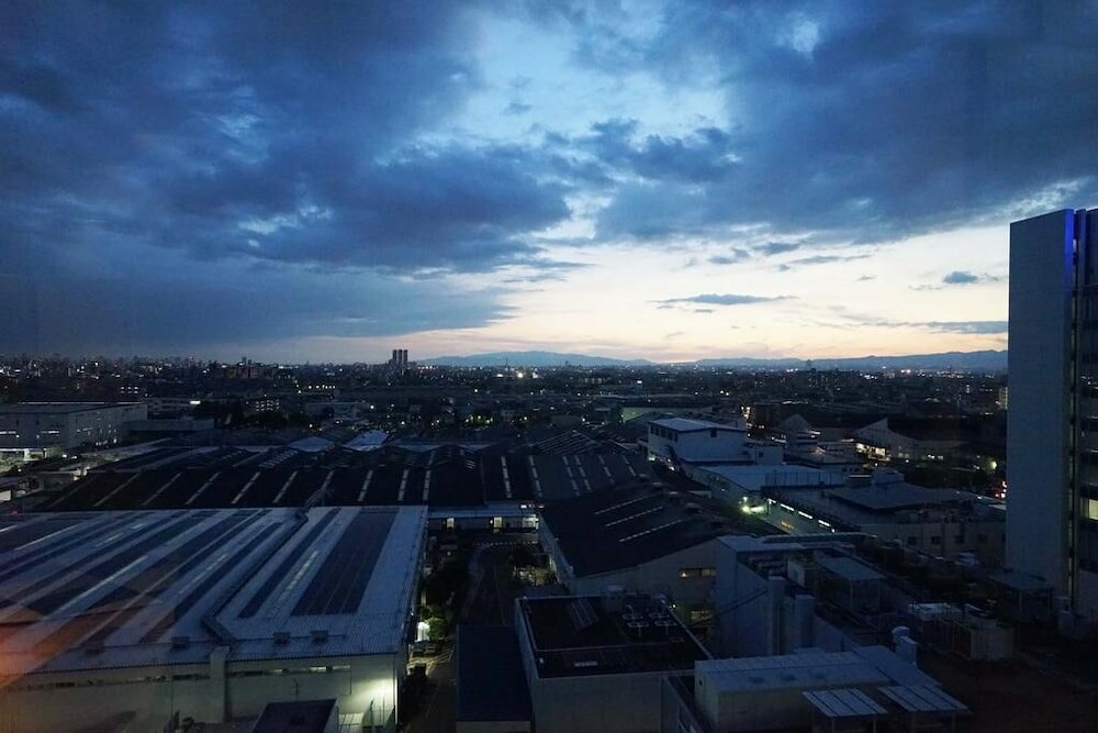 Фото Neyagawa Trend Hotel