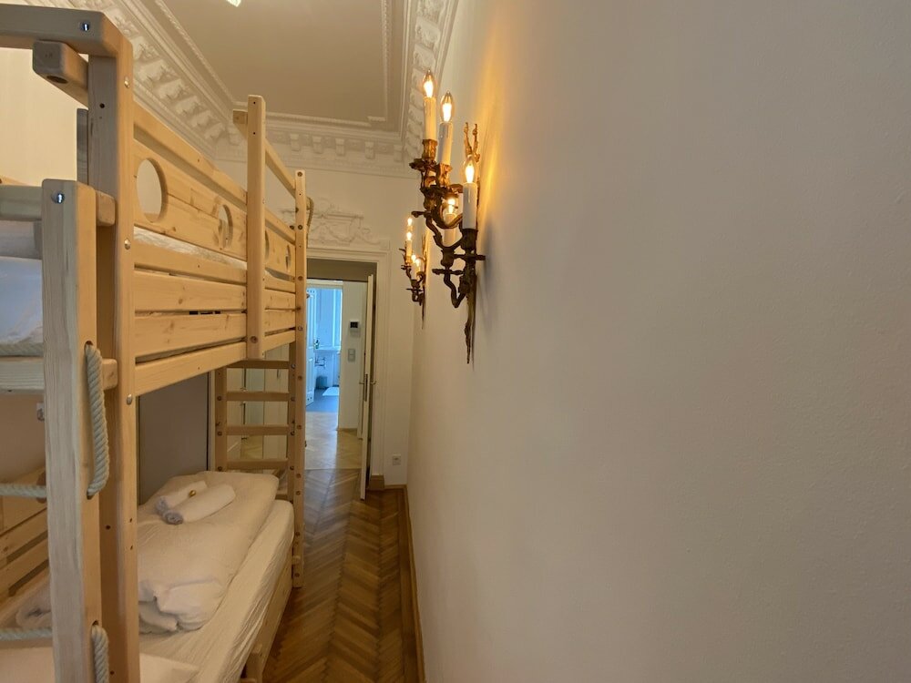 Фото 7th Heaven Vienna Center Apartments