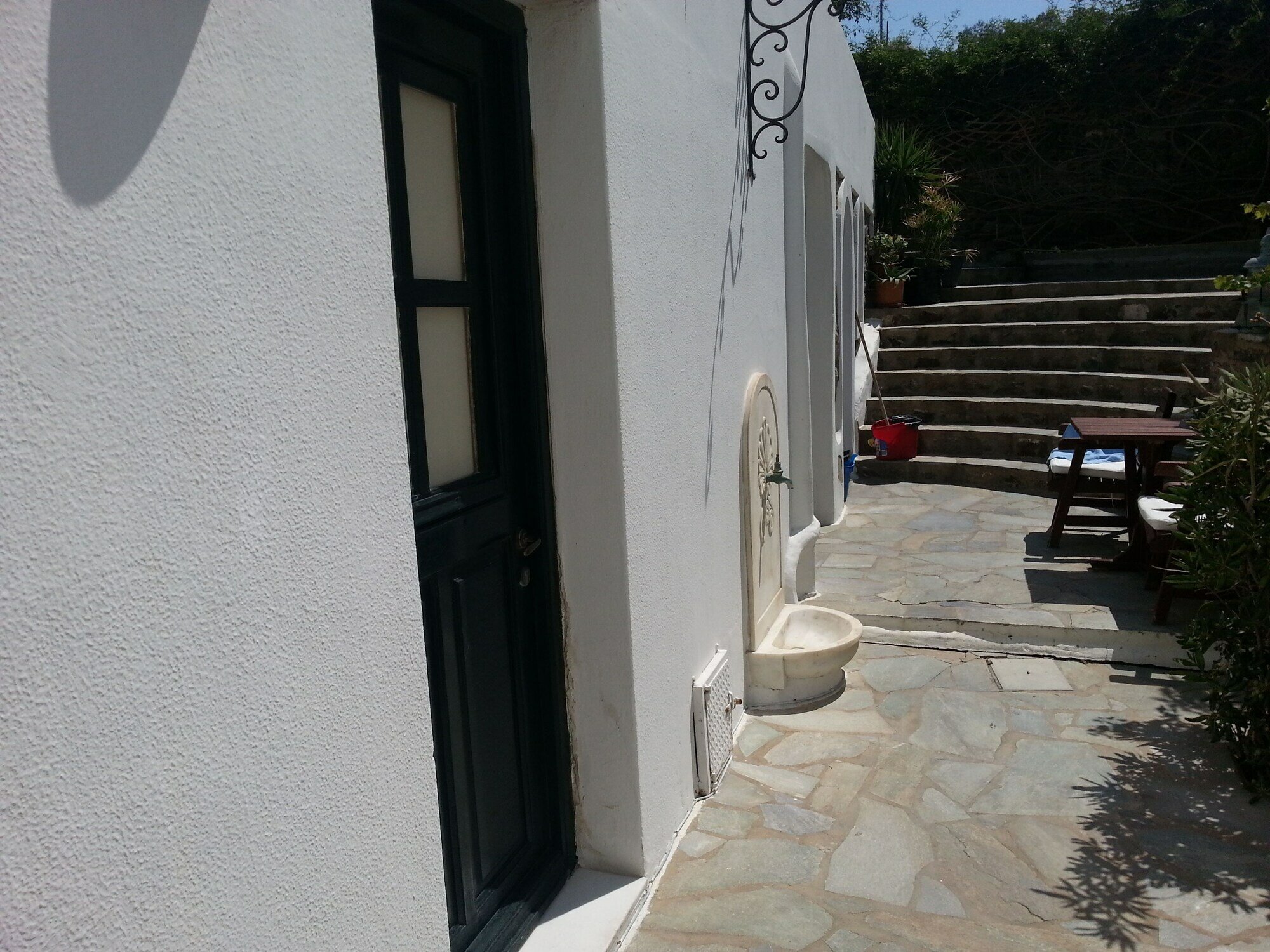 Фото Studios and Suites Rania