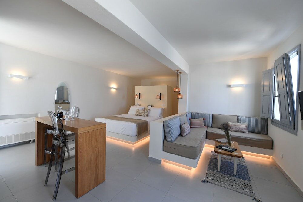 Фото Nova Luxury Suites