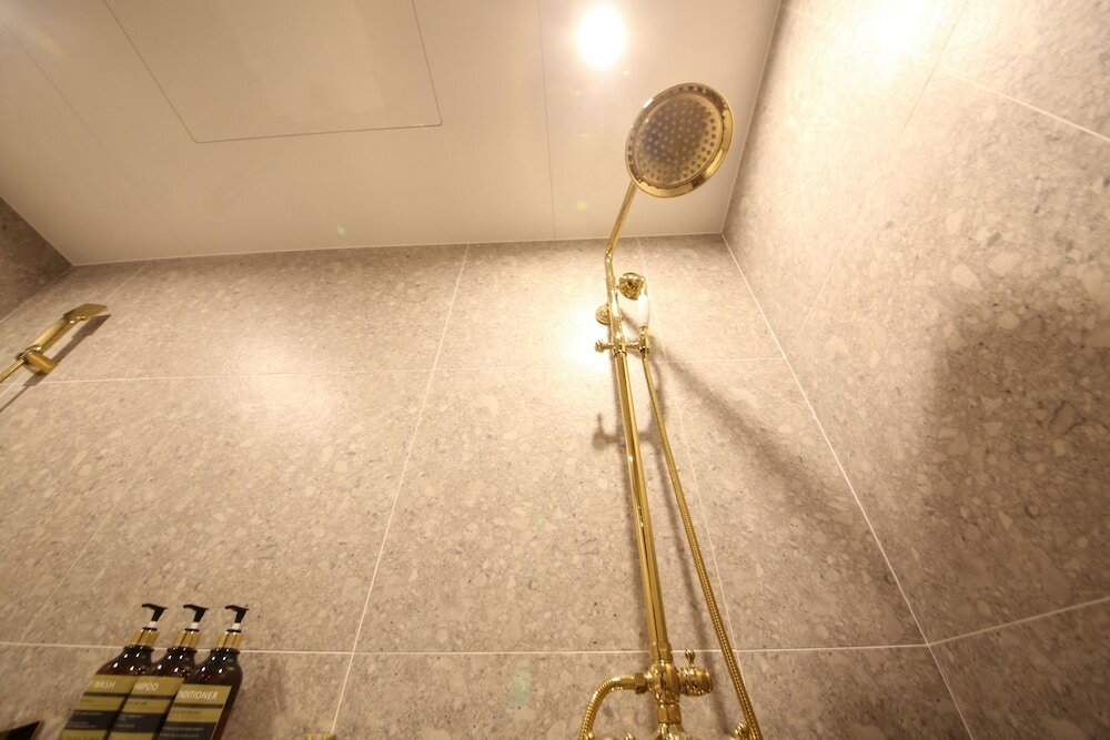 Фото Den Basta Hotel