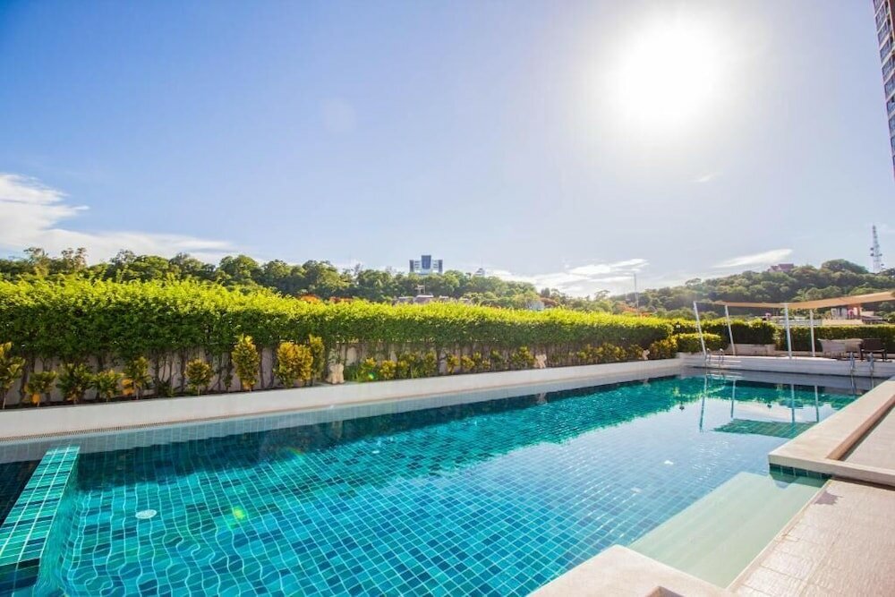 Фото Hyde Park Residence by Pattaya Sunny Rentals