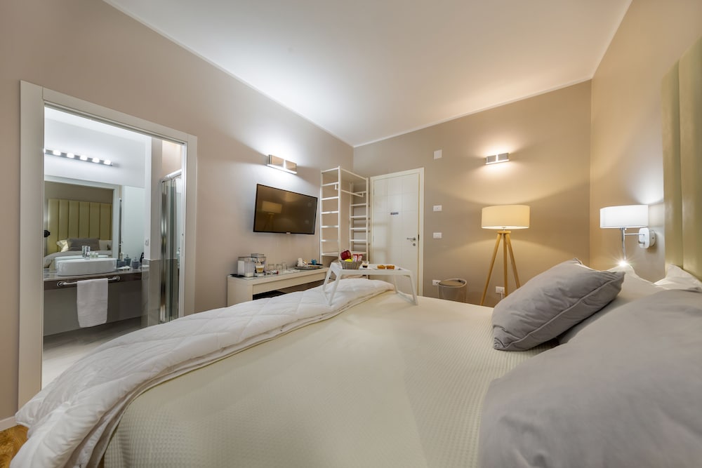 Фото Album Boutique Rooms