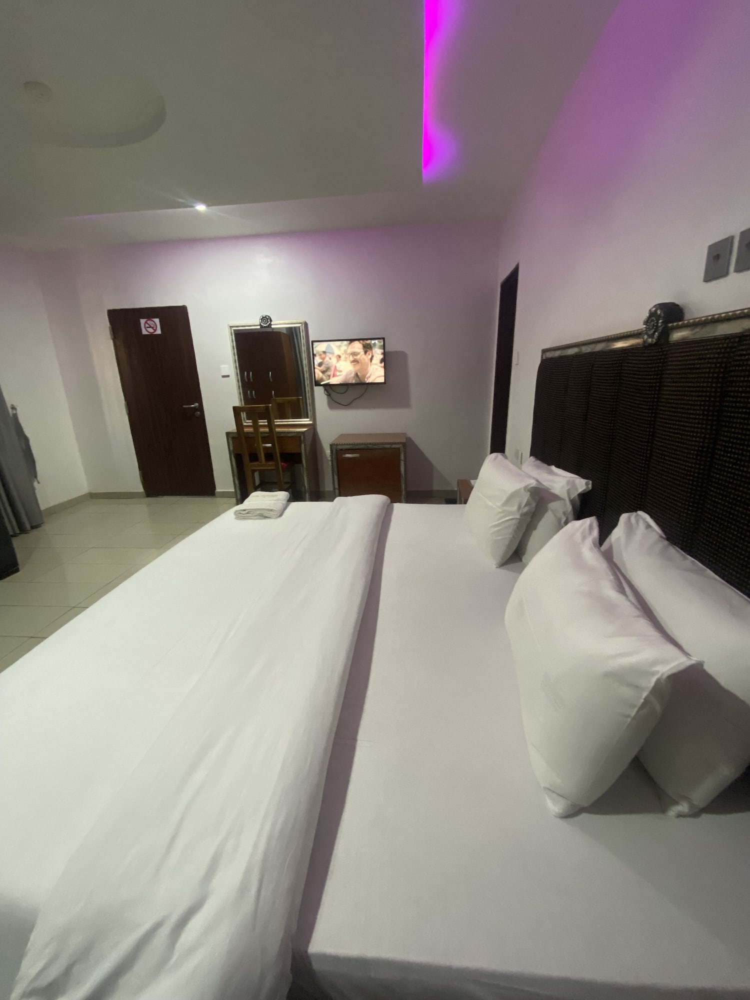 Фото Golden Astoria Hotel