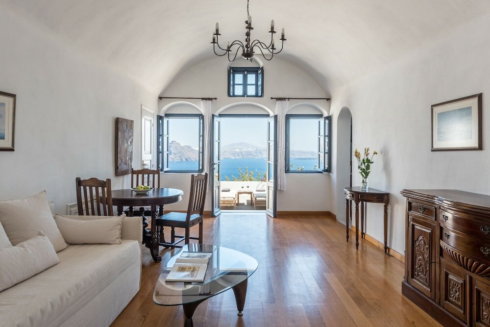 Фото Chelidonia Luxury Suites - Adults Only