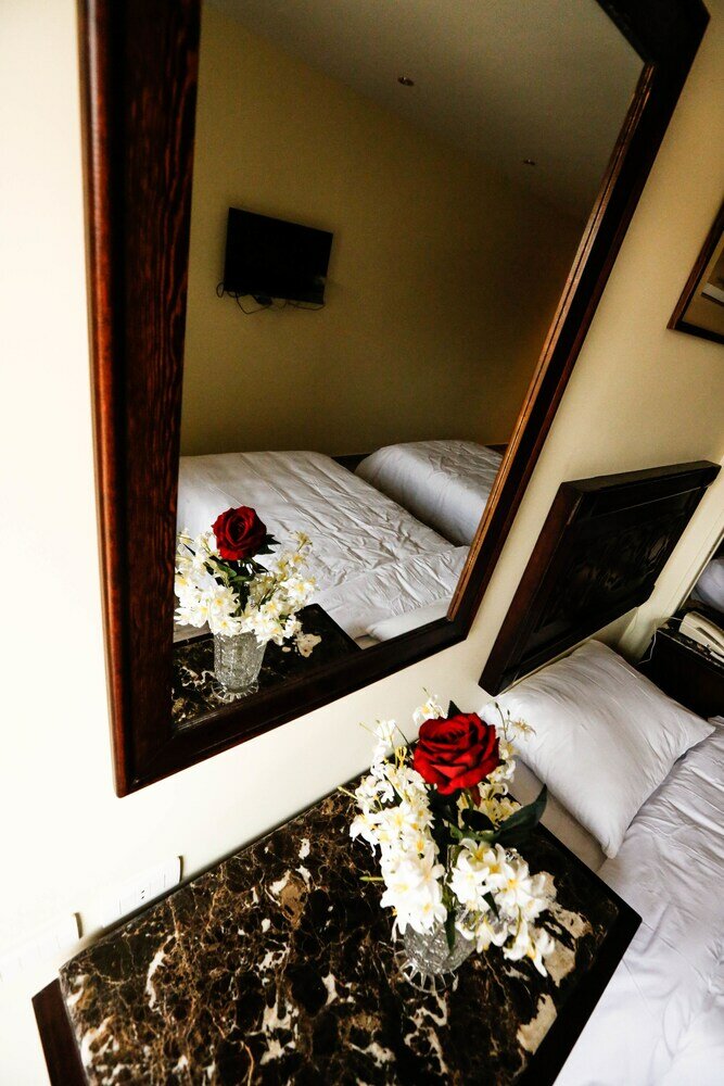 Фото Sphinx Golden Gate Inn