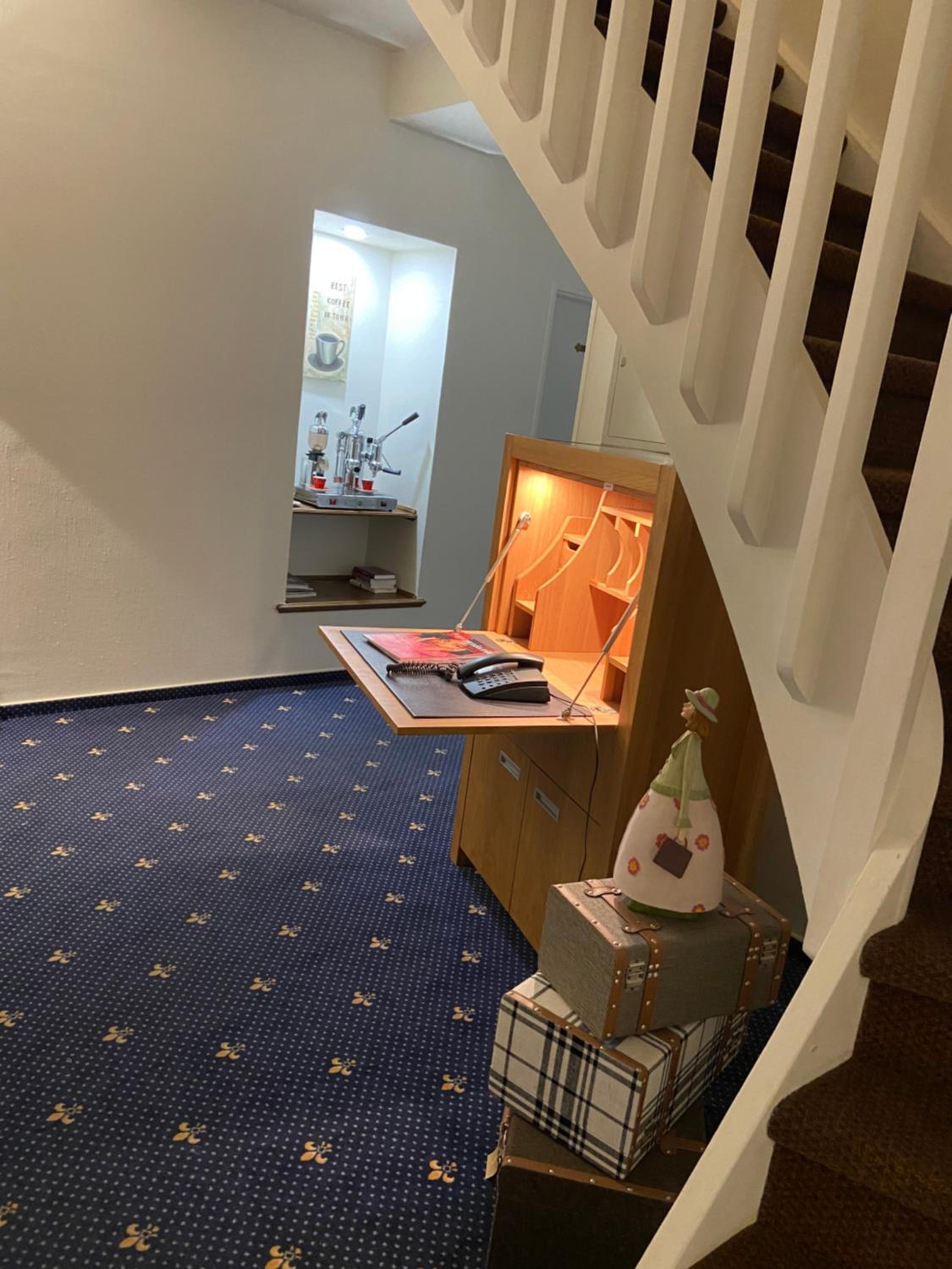 Фото 196539773402