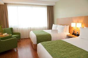 Гостиница The Holman Grand Hotel