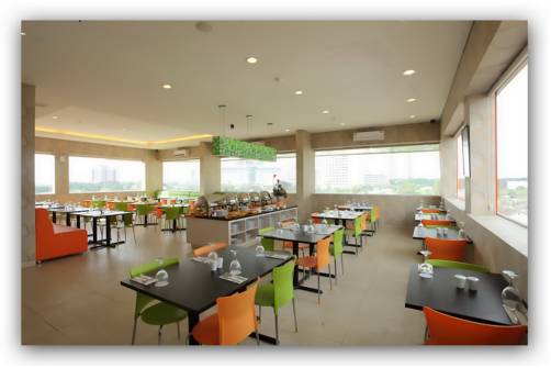 Фото Dragon Inn Kemayoran