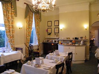 Фото Oldfields House - Bed & Breakfast