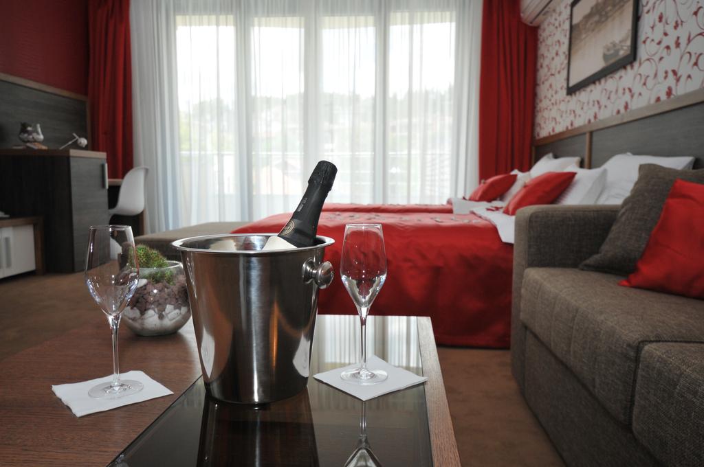 Фото Belgrade Boutique Hotel