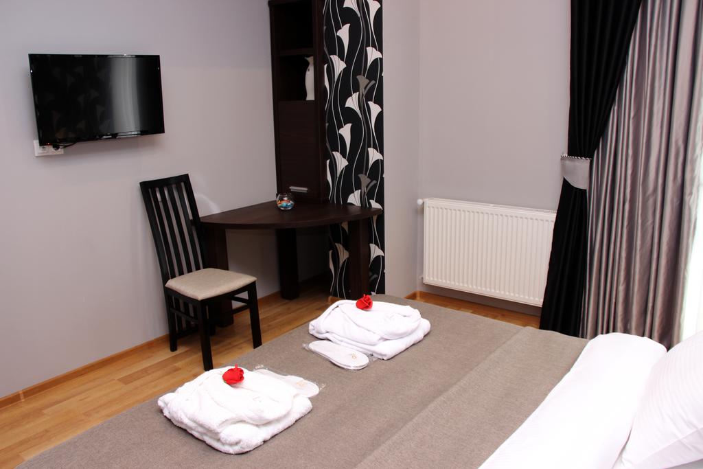 Фото Отель Monopoli Кутаиси