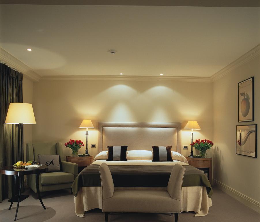 Фото Hotel Amigo