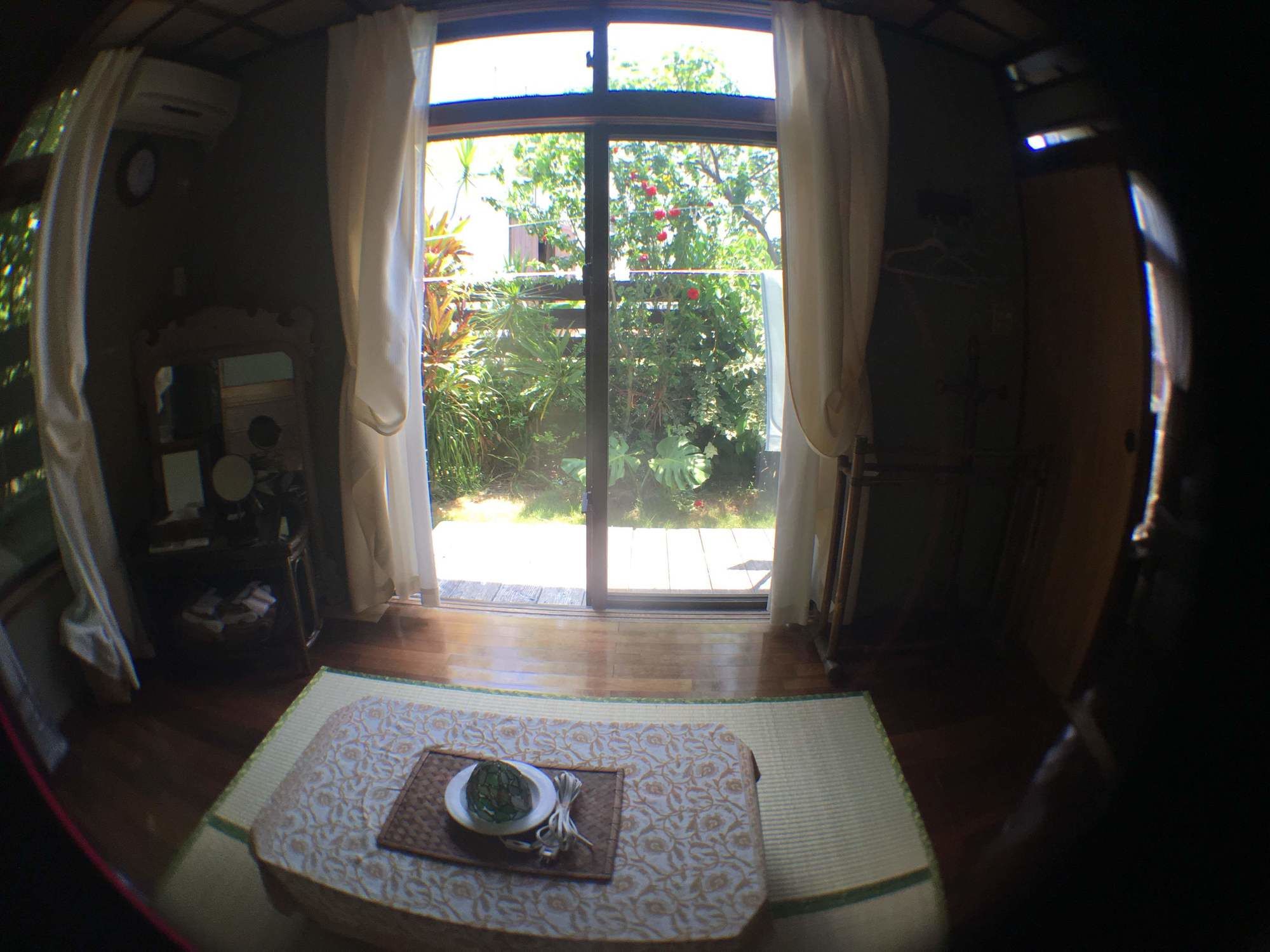 Фото Milk-ya Women-Only Guest House