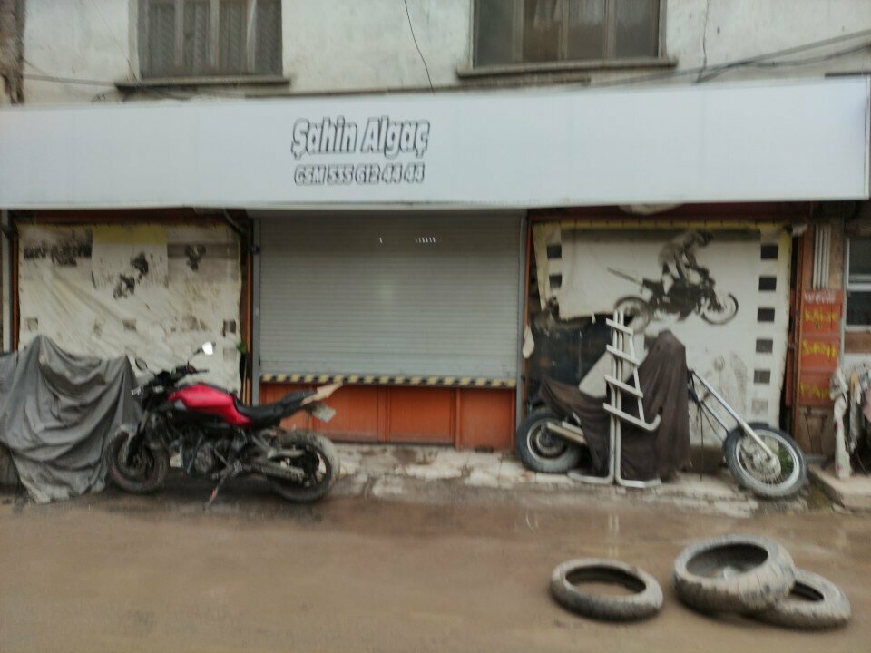 Motorcycle repair Sahin Algac, Izmir, photo
