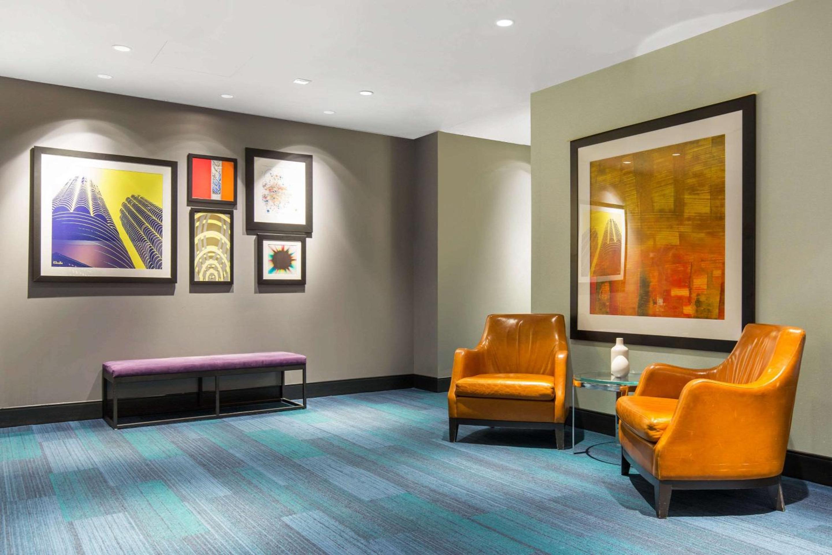 Фото The Chicago Hotel Collection Magnificent Mile