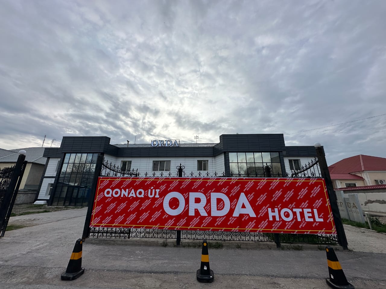 Фото отеля 2