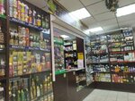 ВиноГрад (Imeni 50 Let VLKSM Street, 36) ، المشروبات الكحولية