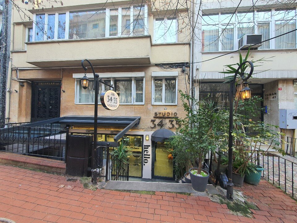 Studio 3435