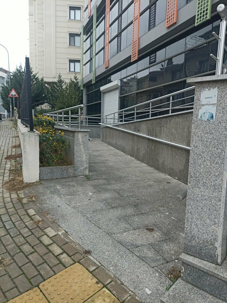 Centro educativo Istanbul Metropolitan Municipality Kartal Disability Center, , foto
