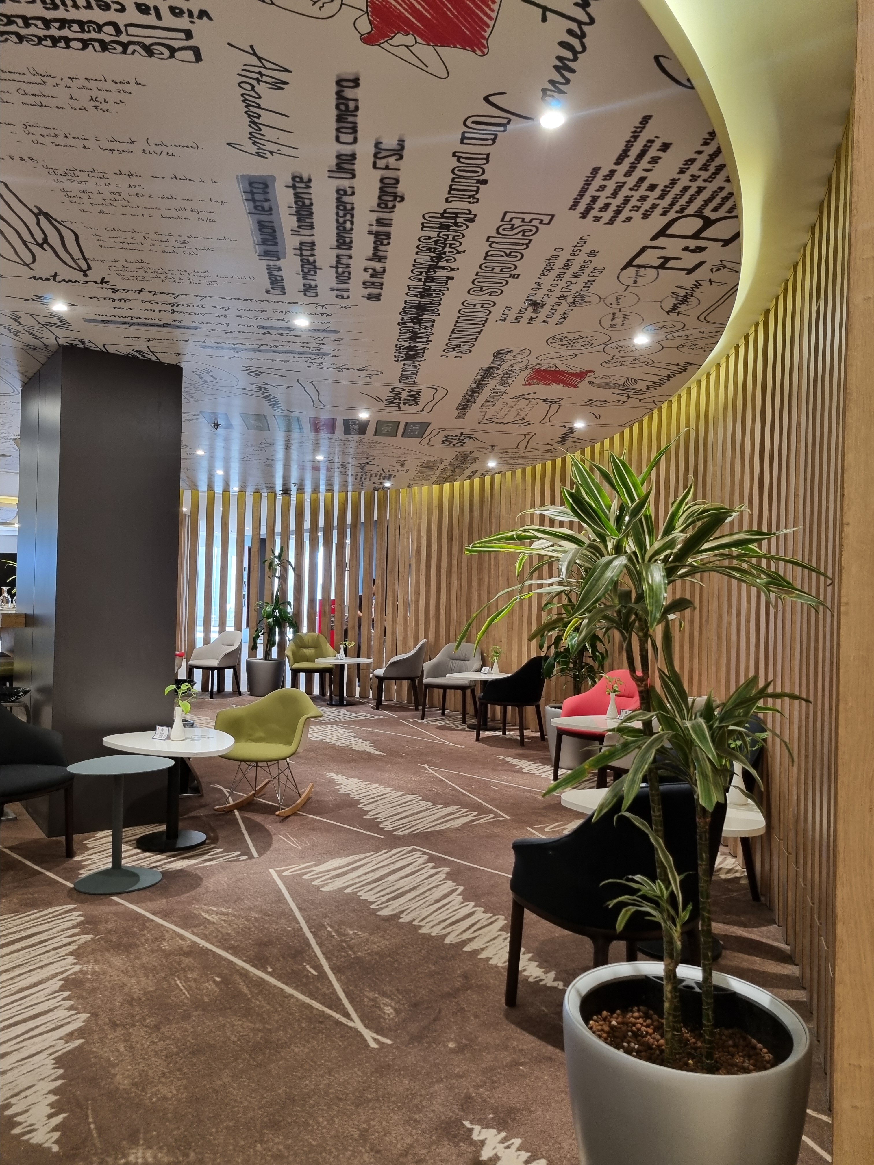 Фото Ibis Jeddah Malik Road