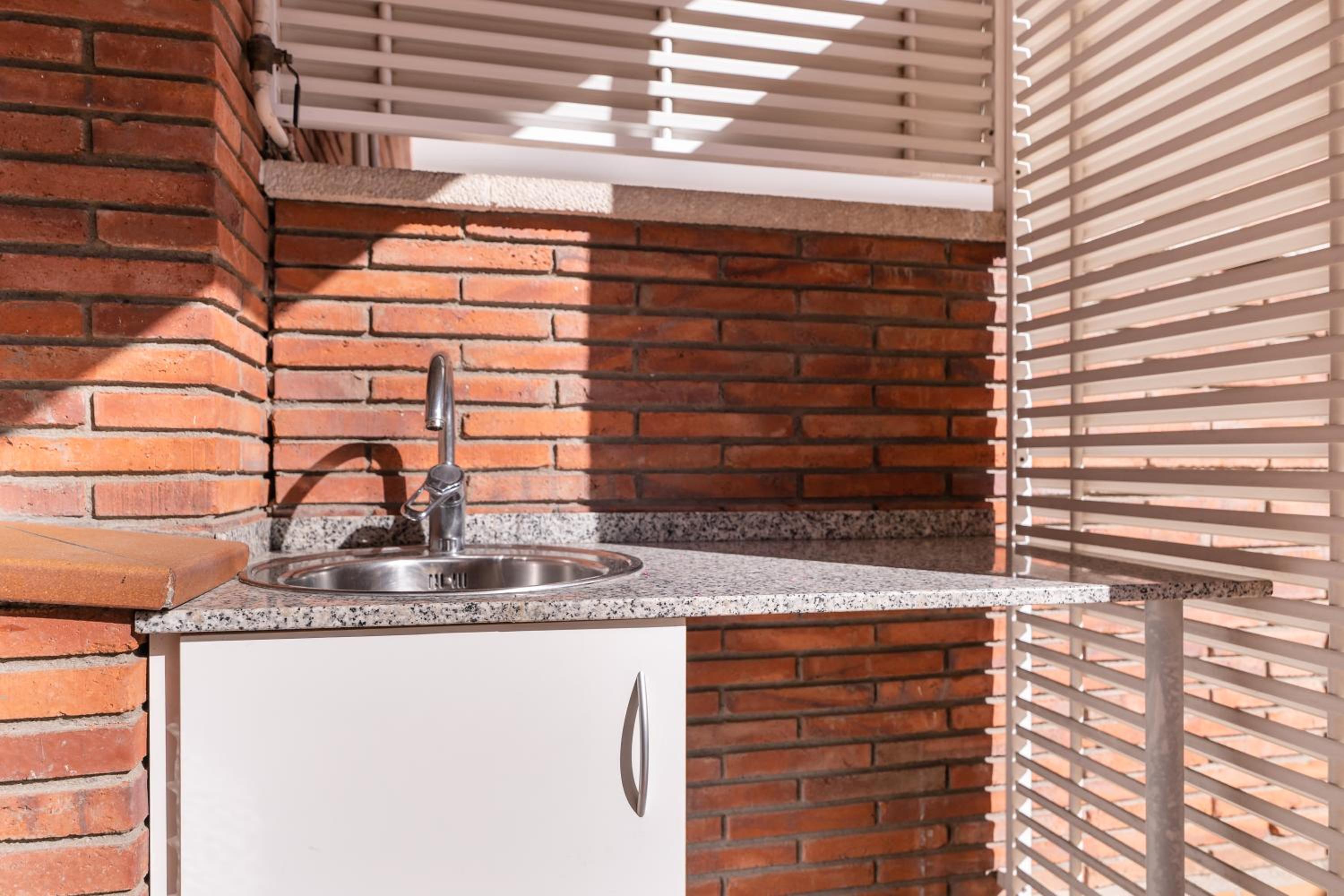 Фото Aparthotel Napols