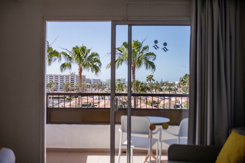 Гостиница Servatur Waikiki