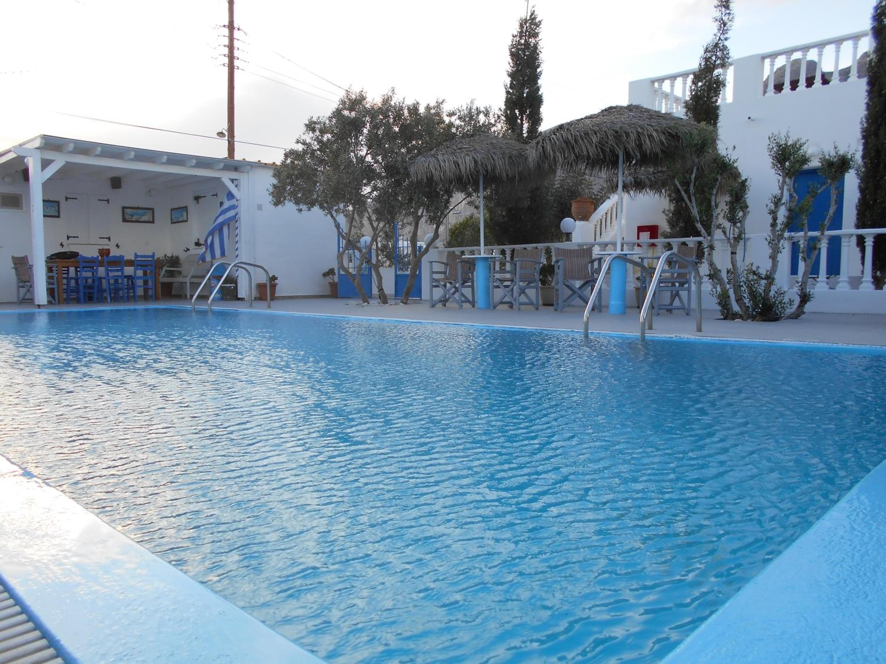 Фото Studios Apartments Kapetanios