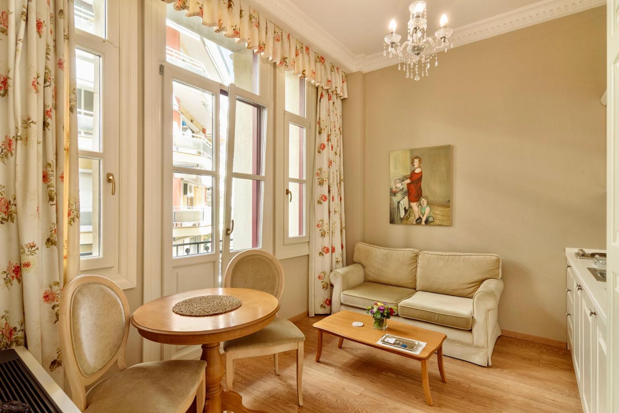 Фото Gatto Perso Luxury Apartments