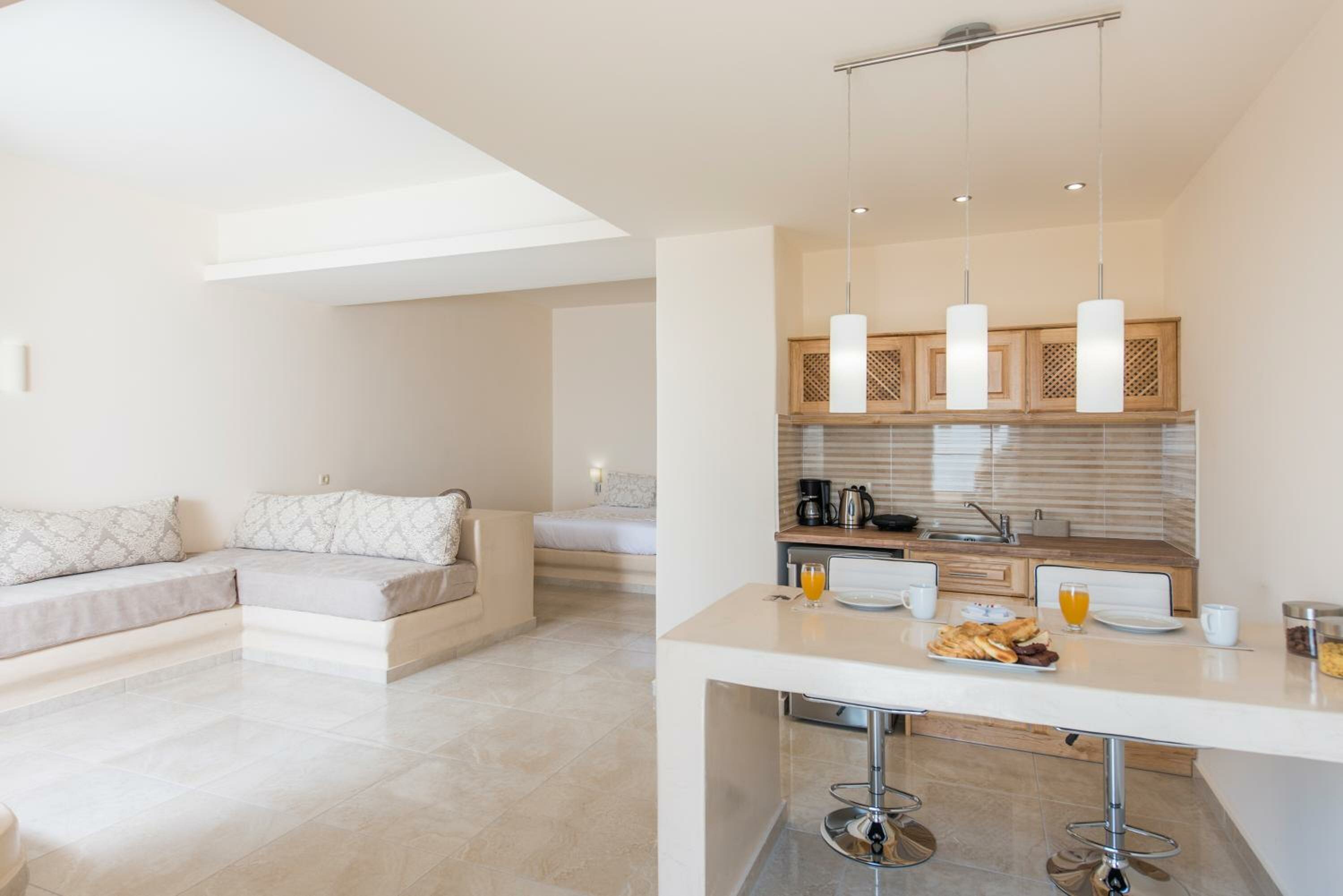 Фото Perla Nera Suites